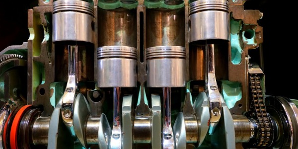 Nie czekaj na awarię – dowiedz się, jak szybko sprawdzić ciśnienie na tłokach