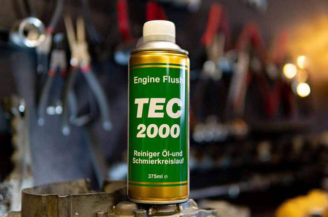 Alternatywa dla Liqui Moly: TEC 2000 Engine Flush!